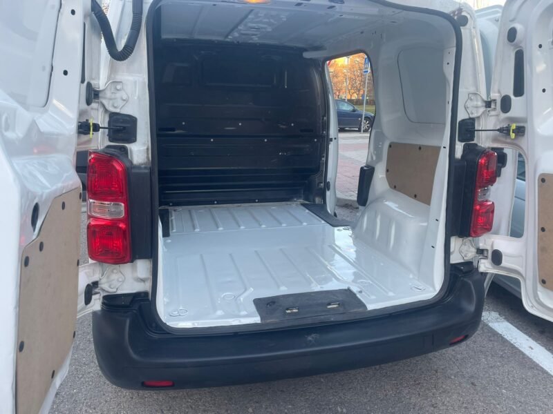 TOYOTA PROACE BHVB-B2A01A(1E)