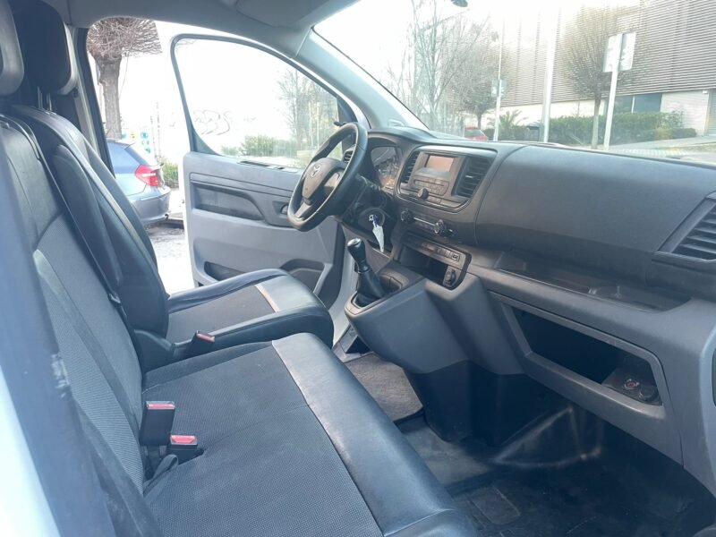 TOYOTA PROACE BHVB-B2A01A(1E)