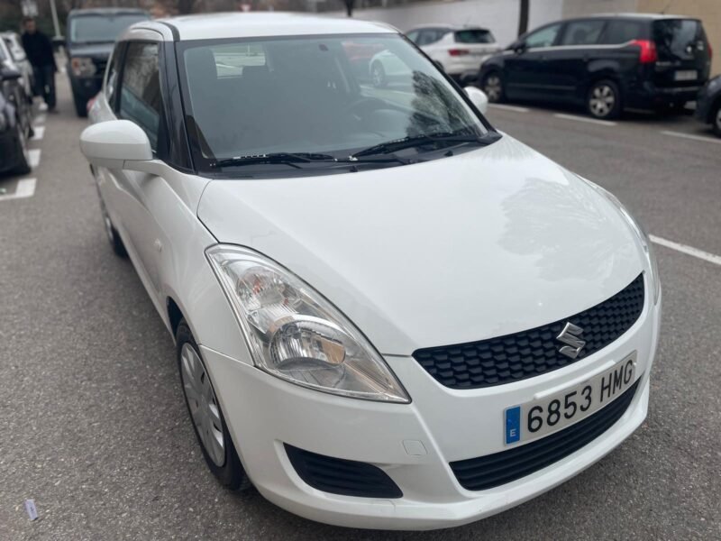 SUZUKI SWIFT 1.2 tres puertas